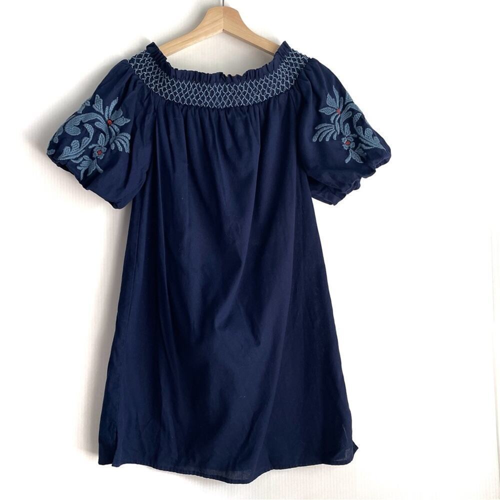 Beachlunchlounge embroidered floral off the shoulder dress navy size small